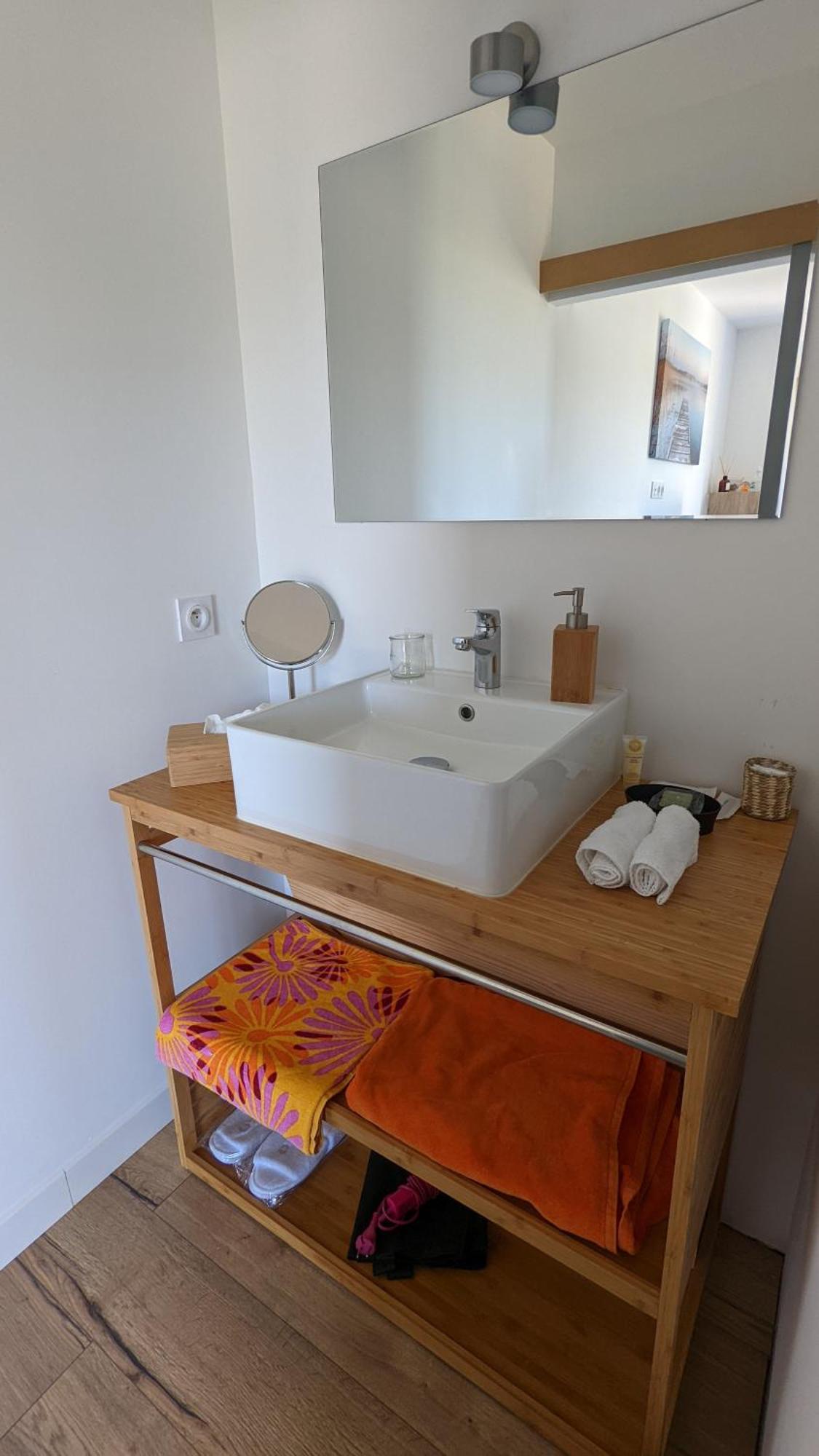 Chambre L A Tavel Eksteriør billede